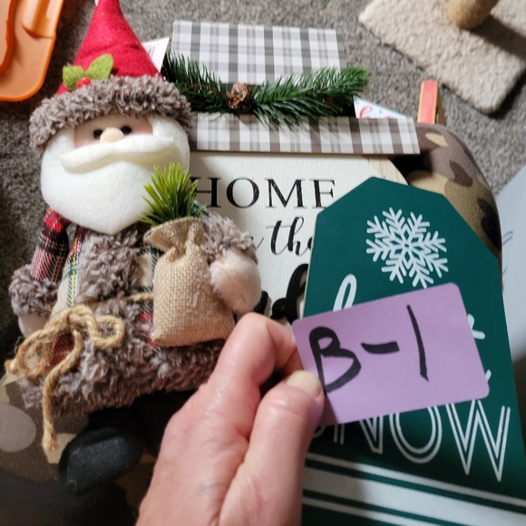 NWT lot of 3 Christmas decorations 1 large ornament 1 sign 1 tag - Picture 11 of 11